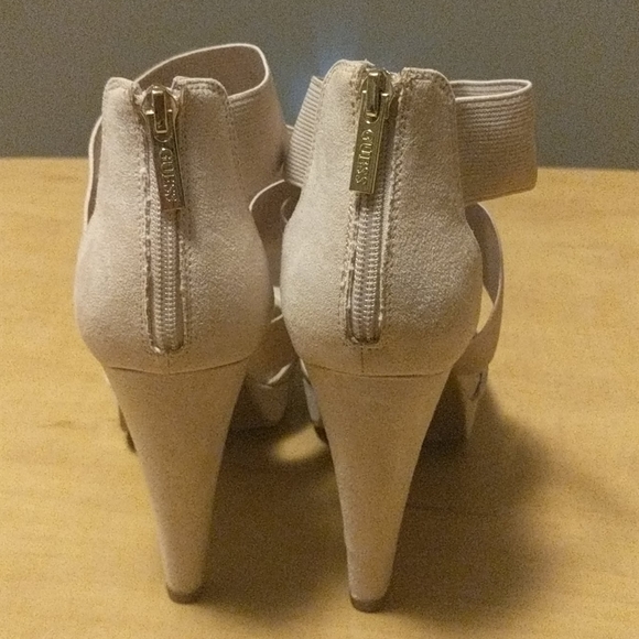 Beige Guess Heels - Picture 4 of 5